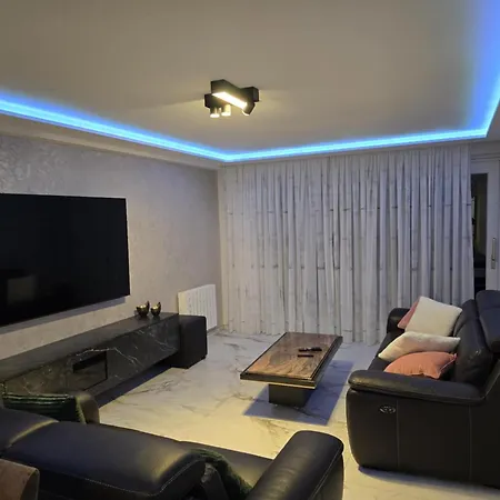 Zeezicht, Volledig Gerenoveerd Luxe Apartment Middelkerke