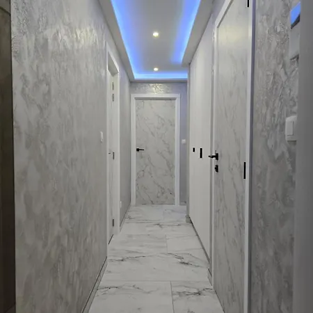 Apartment Zeezicht, Volledig Gerenoveerd Luxe Middelkerke